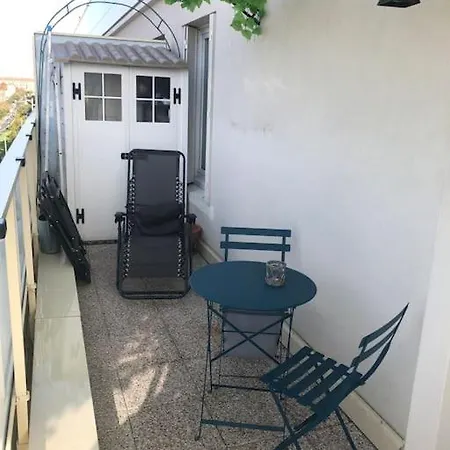 Apartment Rooftop